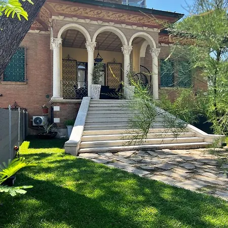 La Campanella Porzione Centrale Villa