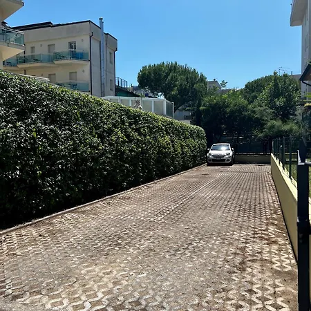 La Campanella Porzione Centrale Villa *